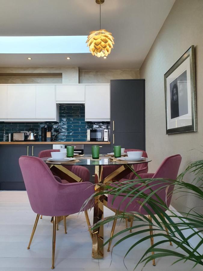 The Loughborough - Elegant, Glamourous Boutique 1 Bed, Central Truro Exterior photo